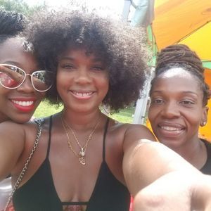 Meet your Posher, Danielle